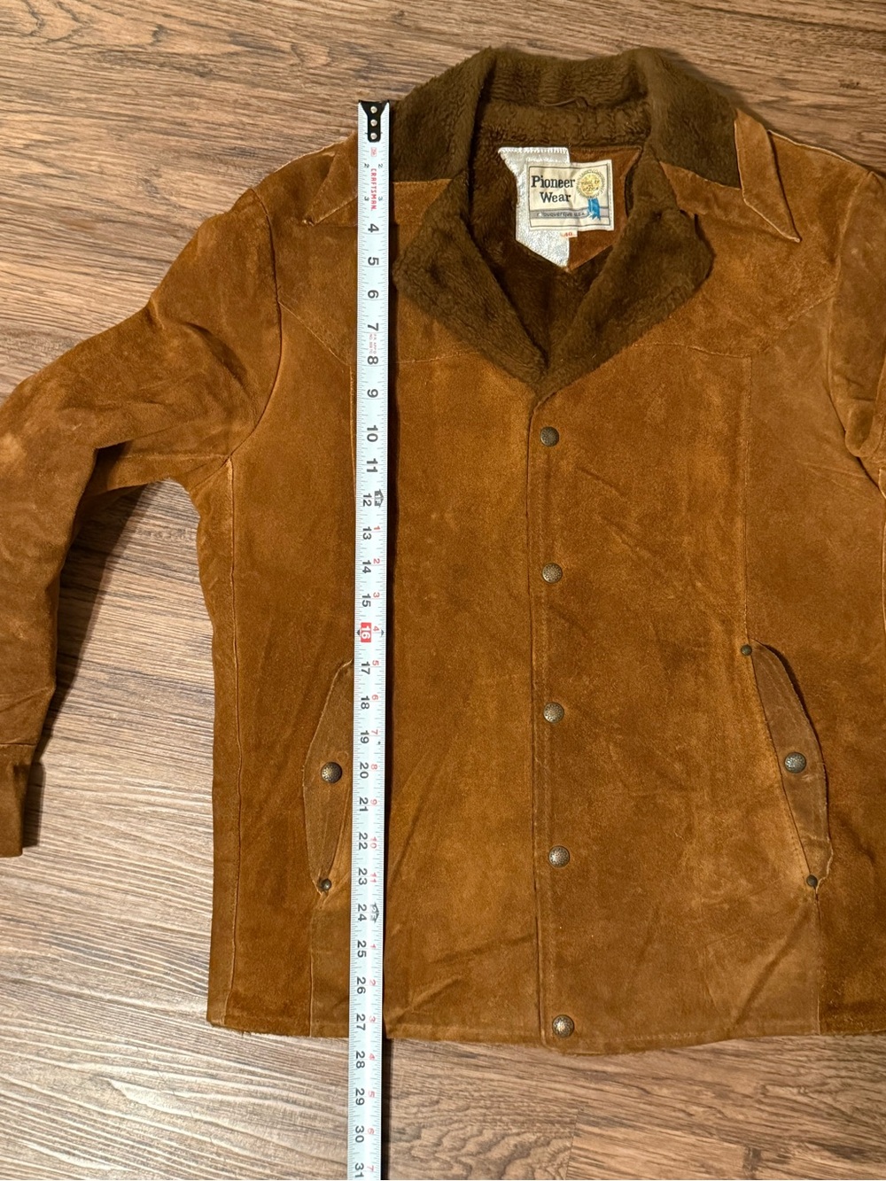 Vintage Pioneer Wear Genuine Leather Brown Men's Jacket with Fur Lining Size 40 - Picture 9 of 9